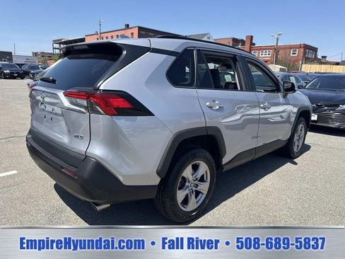Used 2023 Toyota RAV4 XLE FWD image 8