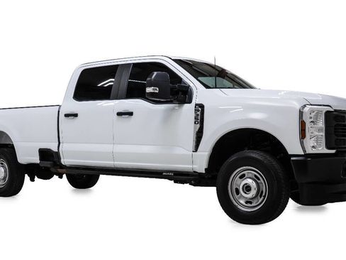 Used 2025 Ford F350 XL AWD/4WD image 1