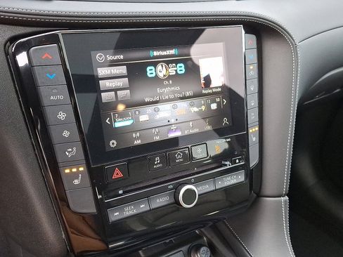 Certified 2023 INFINITI QX50 Luxe image 16