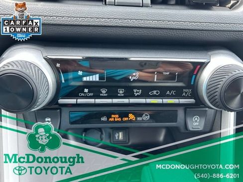 Certified 2025 Toyota RAV4 LE AWD/4WD image 4