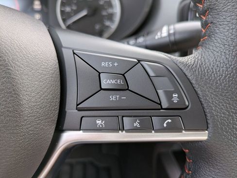 New 2025 Nissan Versa SR w/ Trunk Package image 24