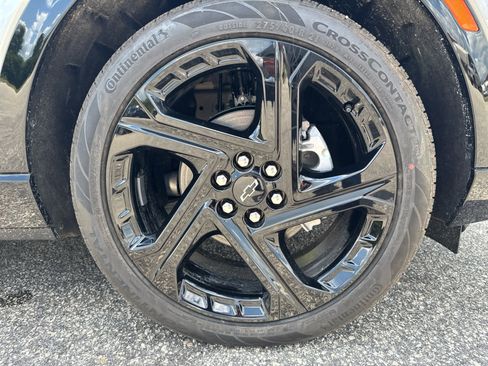 New 2025 Chevrolet Equinox EV RS image 33