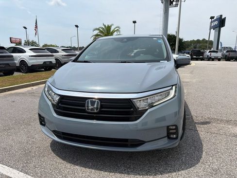 Used 2023 Honda Odyssey Elite image 4
