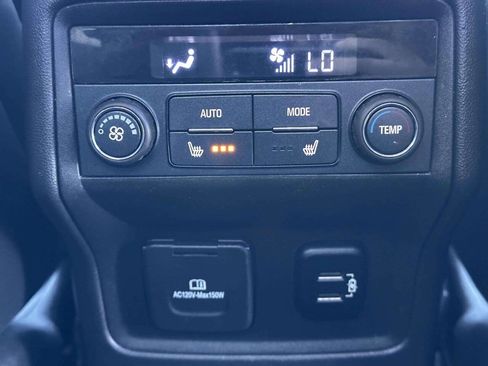 Used 2017 GMC Acadia Denali w/ Technology Package image 31