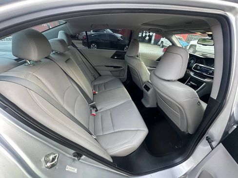 Used 2013 Honda Accord EX-L image 10