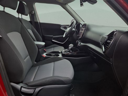 Used 2023 Kia Soul S image 39
