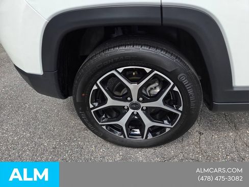 Used 2025 Jeep Compass Limited AWD/4WD image 15