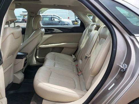 Used 2018 Lincoln MKZ Reserve w/ Climate Package FWD image 22