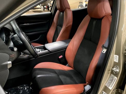 Used 2024 MAZDA MAZDA3 s image 24