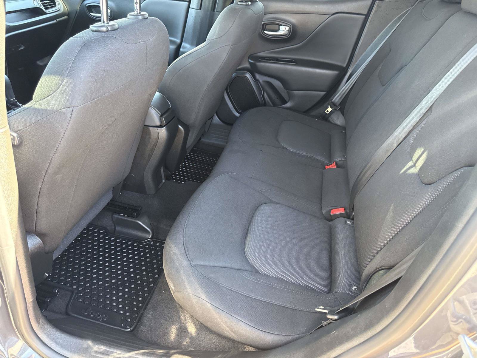 Certified 2023 Jeep Renegade Latitude AWD/4WD image 16