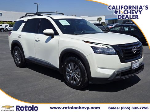 Used 2022 Nissan Pathfinder SV w/ SV Black Package FWD image 1