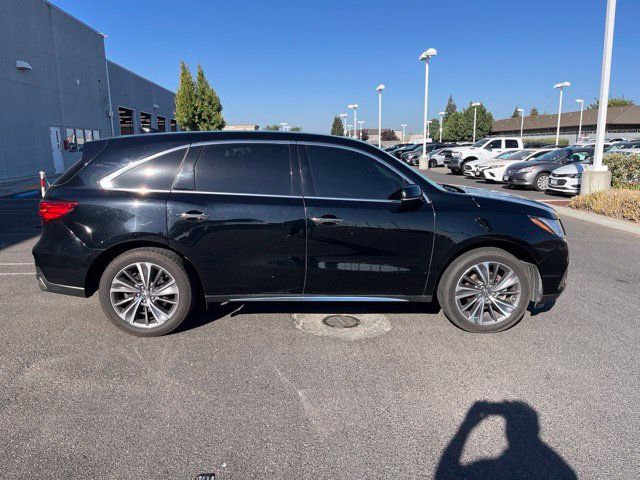 Used 2019 Acura MDX w/ Tech & Entertainment Pkg AWD/4WD image 2