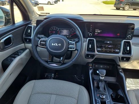 Used 2023 Kia Sorento X-Line EX image 14