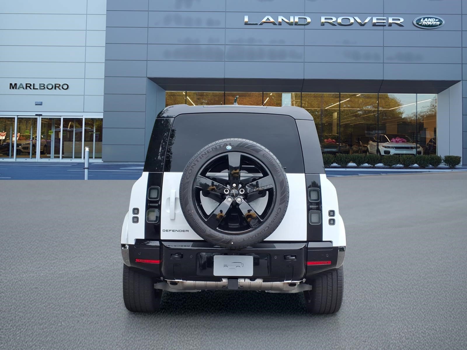 New 2026 Land Rover Defender 110 X-Dynamic SE AWD/4WD image 7