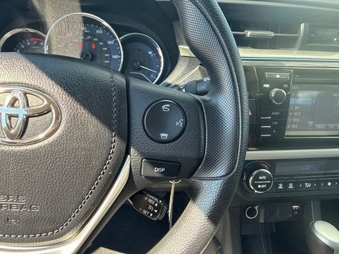 Used 2016 Toyota Corolla LE FWD image 20