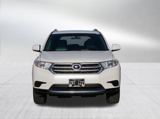 Used 2011 Toyota Highlander 2WD w/ Cold Weather Pkg video 2