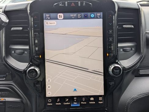 Used 2023 RAM 2500 Limited image 24