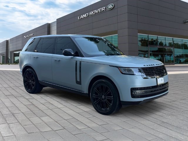 Certified 2025 Land Rover Range Rover SE AWD/4WD image 7