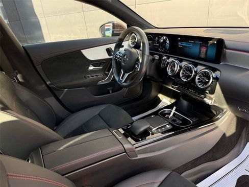 Used 2023 Mercedes-Benz CLA 250 4MATIC image 12