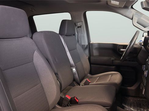 Used 2022 Chevrolet Silverado 1500 Custom AWD/4WD image 16