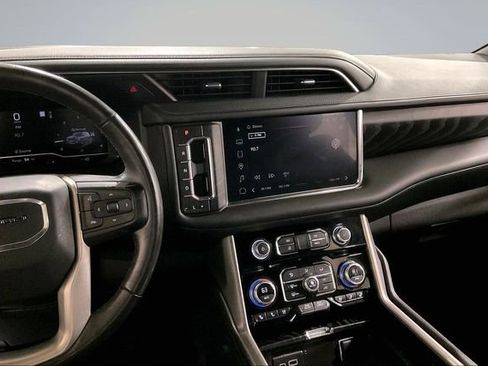 Used 2023 GMC Yukon Denali image 6