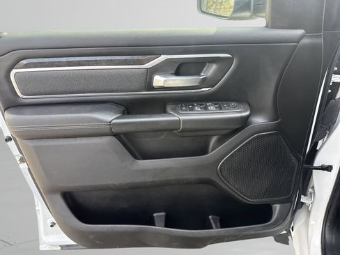 Used 2022 RAM 1500 Big Horn AWD/4WD image 17