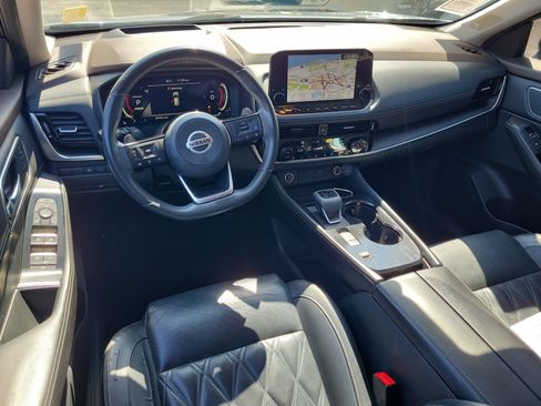 Used 2021 Nissan Rogue Platinum FWD image 15