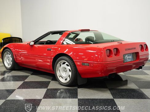 Used 1991 Chevrolet Corvette ZR-1 image 9