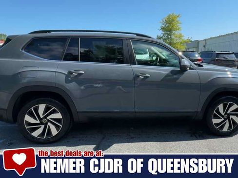 Used 2026 Volkswagen Atlas SE AWD/4WD image 9