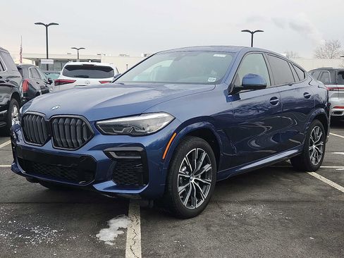Certified 2023 BMW X6 xDrive40i w/ M Sport Package image 3
