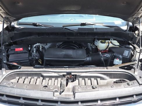 Used 2020 Chevrolet Silverado 1500 LT RWD image 11