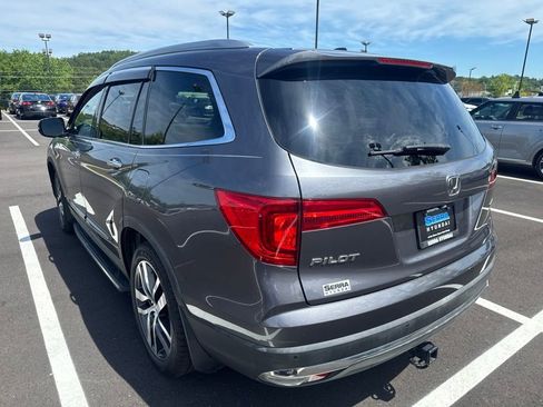 Used 2016 Honda Pilot Touring image 4