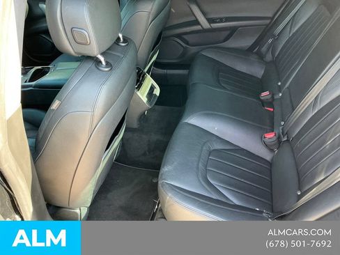 Used 2014 Maserati Quattroporte S Q4 AWD/4WD image 8