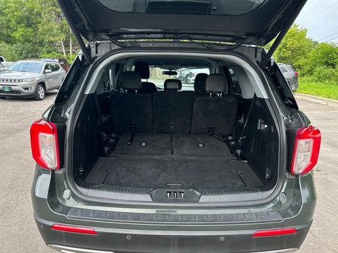 Used 2022 Ford Explorer XLT w/ Equipment Group 202A AWD/4WD image 15