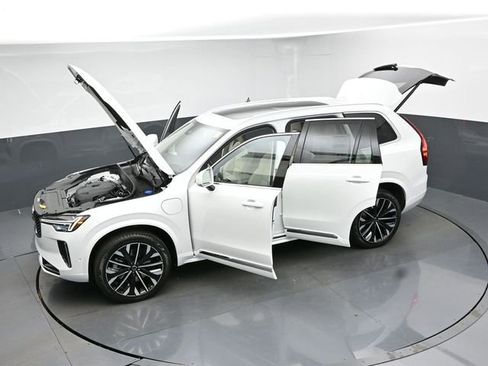 New 2026 Volvo XC90 T8 Ultra w/ Protection Package Premier AWD/4WD image 52