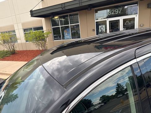 Used 2018 Chrysler Pacifica Touring Plus FWD image 9