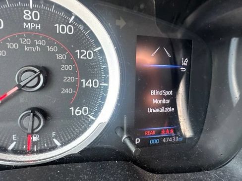 Used 2021 Toyota Corolla SE w/ SE Premium Package FWD image 7