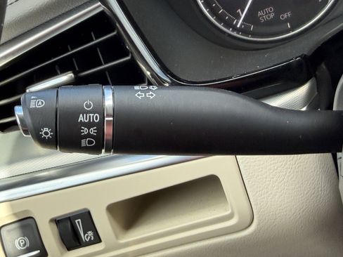 Used 2022 Cadillac XT5 Premium Luxury image 29