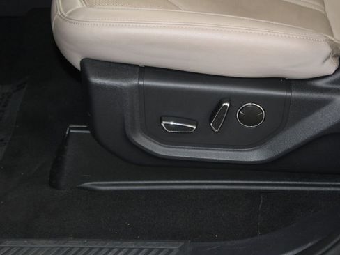 Used 2024 Ford Expedition Max Limited image 22