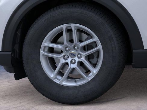 New 2026 Ford Explorer Active RWD image 19