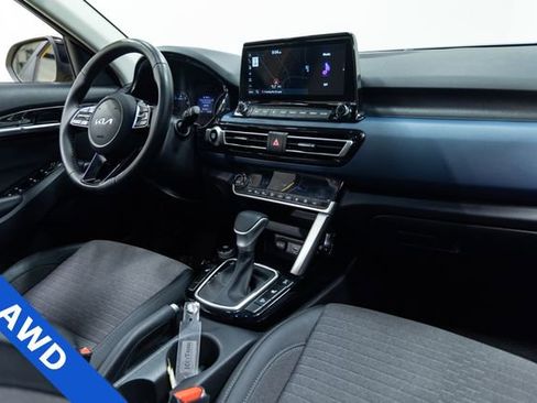 Used 2022 Kia Seltos S AWD/4WD image 26