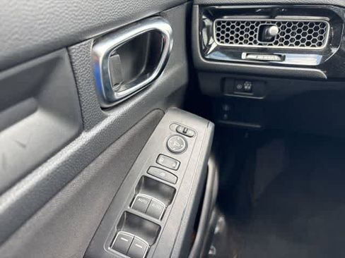 Used 2022 Honda Civic Sport image 22