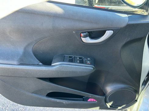 Used 2012 Honda Fit image 7