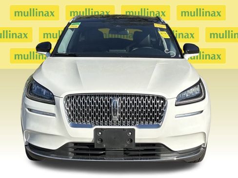 Used 2021 Lincoln Corsair AWD w/ Premium Package image 17