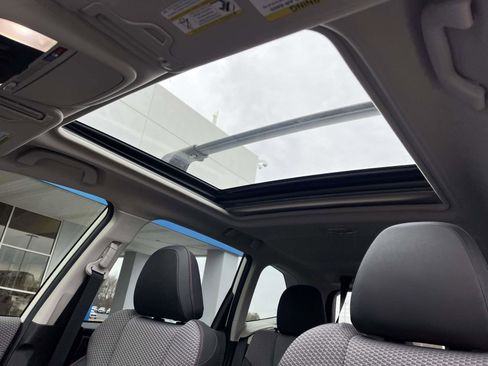 Used 2023 Subaru Forester Sport image 9