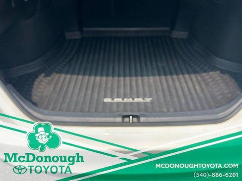Certified 2020 Toyota Camry LE FWD image 8