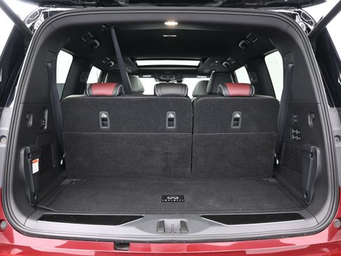 Used 2026 INFINITI QX80 Autograph w/ Premium Cargo Package AWD/4WD image 8