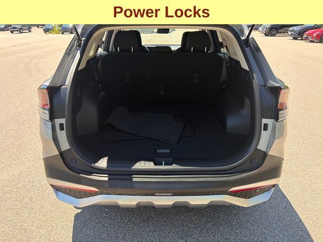 Used 2025 Kia Sportage LX AWD/4WD image 11