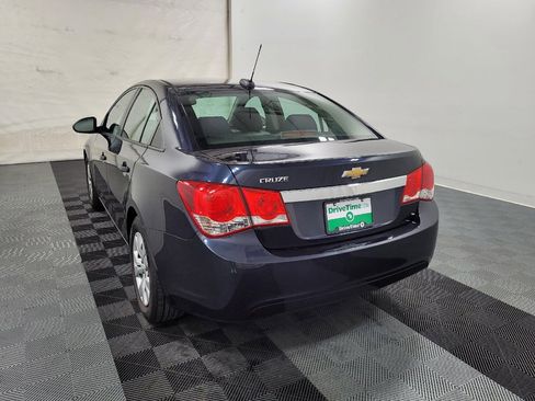 Used 2015 Chevrolet Cruze LS FWD image 5