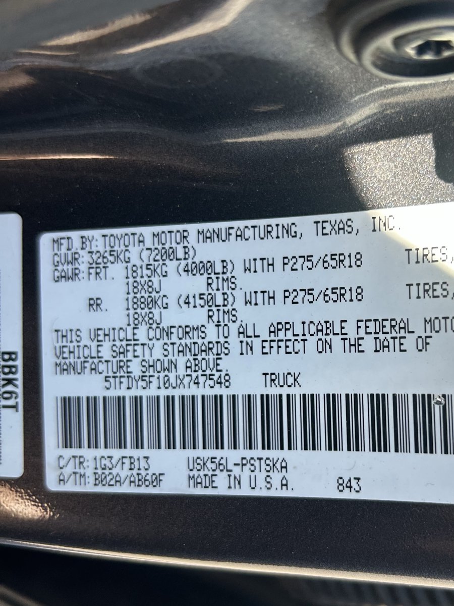 Used 2018 Toyota Tundra SR5 w/ TRD Off Road Package AWD/4WD image 22
